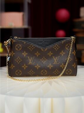 Louis Vuitton Pallas mini Monogram Canvas Brown & Black Chain Crossbody